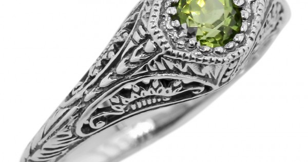 VICTORIAN ANTIQUE STYLE 925 STERLING SILVER 1.5 CT SIM PERIDOT RING Sz 8 #1129 